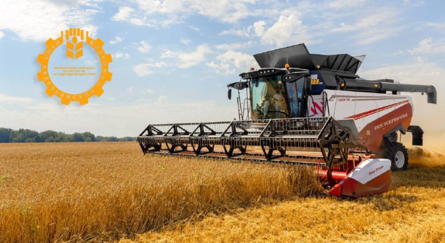 TORUM 785 теперь «Лучшая сельскохозяйственная машина 2025 года»
