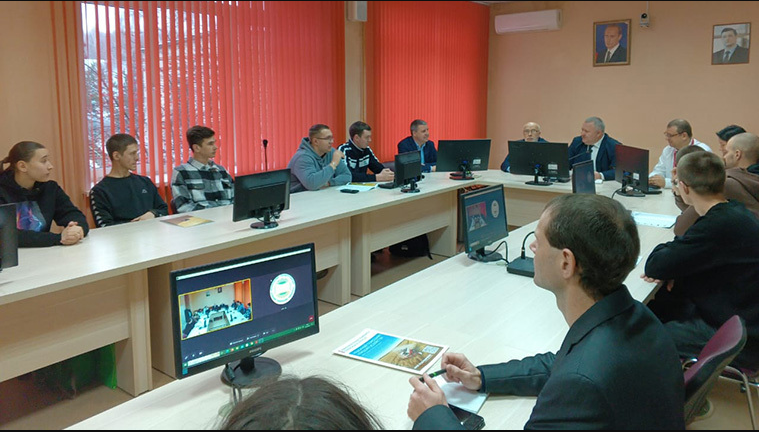 Образование без границ: презентация техники Ростсельмаш нижегородским и белорусским студентам